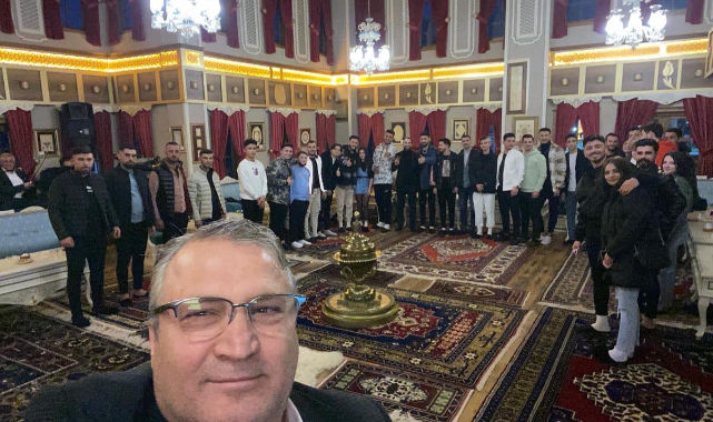 BAŞKAN ÇERÇİ SOSYAL MEDYA FENOMENLERİNİ AĞIRLADI