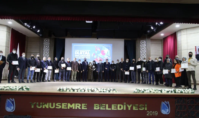 EĞİTİMİ TAMAMLAYAN BASIN MENSUPLARI SERTİFİKALARINI ALDI