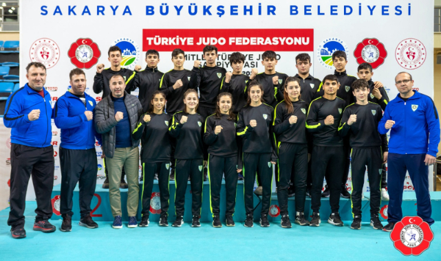 Judocularımız Sakarya'da Madalyaları Topladı