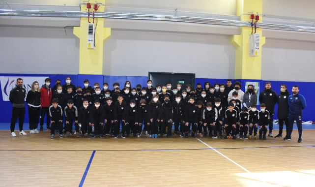 Manisa FK Akademisi sporcularımız ‘Olimpik Değerler’ eğitimi aldı