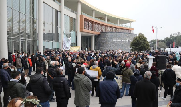 Akhisar’da yeni maden yönetmeliğine tepki gösterildi