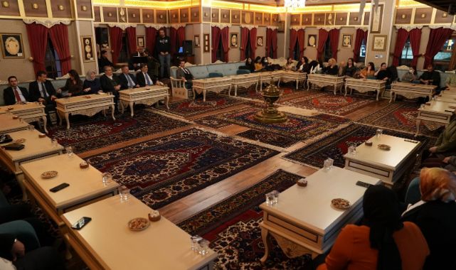 BAŞKAN ÇERÇİ SAĞLIK ÇALIŞANLARINI YUNUS EMRE KÜLTÜR PARK’TA AĞIRLADI