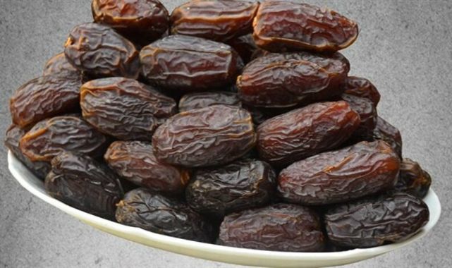 İFTARLARIN VAZGEÇİLMEZİ HURMANIN FAYDALARI