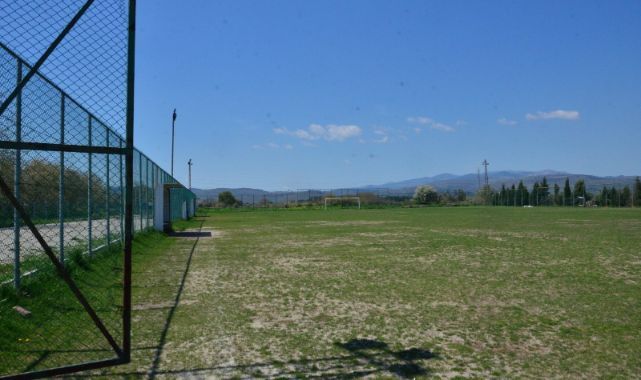 KARAALİ FUTBOL SAHASI BAKIMA ALINDI