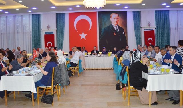 Şehzadeler Kaymakamlığı Sosyal Yardımlaşma ve Dayanışma Vakfı iftarlarI