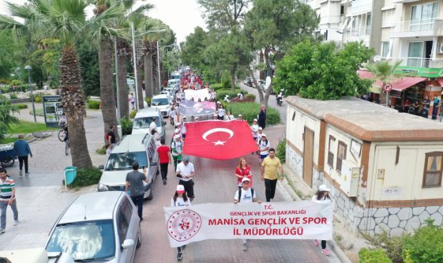 MANİSA'DA 19 MAYIS ATATÜRK'Ü ANMA GENÇLİK VE SPOR BAYRAMI İLE GENÇLİK HAFTASI KUTLAMALARI BAŞLADI