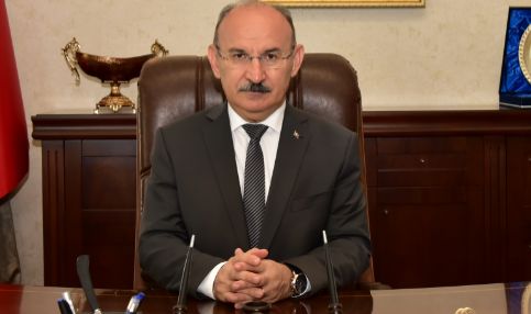 Vali Yaşar Karadeniz'in Anneler Günü Mesajı