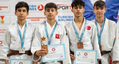 YUNUSEMRELİ JUDOCULAR YILDIZLAR TÜRKİYE ŞAMPİYONASINA DAMGA VURDU