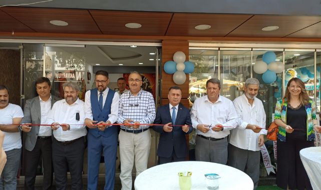 Büyükşehir, Muhtarların İşyeri Açılışı ve Aşure Hayrına Katıldı