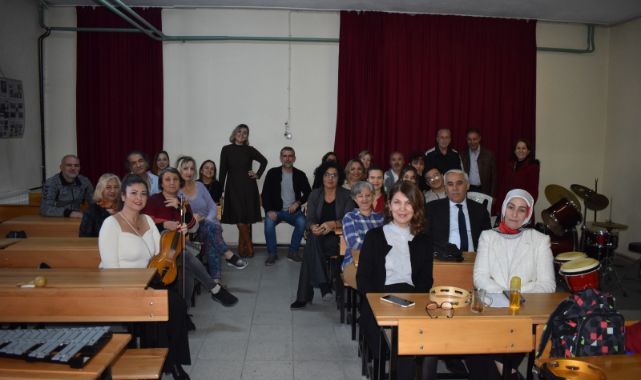 Öğretmenlere "Türk Müziği" kursu açıldı