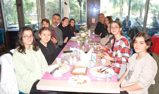 Laleli Zafer Spor Kulübü Büyük Saruhan Hotel'de Ağırlandı