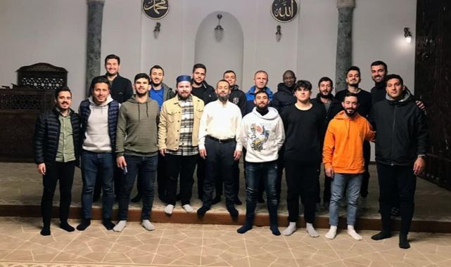 MANİSA İMAM HATİPLİLER SPOR ULU CAMİİDE BİR ARAYA GELDİ