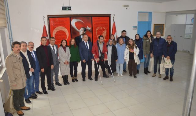 Yunusemre Halk Eğitimi Merkezi Müdürlüğü 10 Ocak Çalışan Gazeteciler Günü kapsamında Manisa basınıyla buluştu.