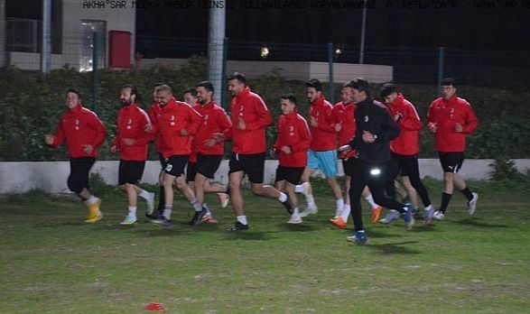 Akhisar 1922 SK yeşil sahaya ilk adımını attı!    