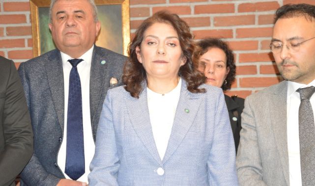 ŞEBNEM HAŞLAMAN ADAY ADAYLIĞINI AÇIKLADI