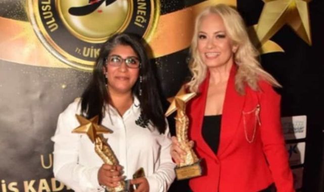 Gazeteciler Dilek Bozkurt ve Müge Yücetürk’e UİKAD’tan ödül