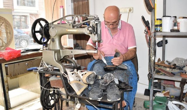 46 YILLIK  AYAKKABI USTASI AVŞAR "DÜNYAYA BİR DAHA GELSEM YİNE AYAKKABI TAMİR USTASI OLURUM"