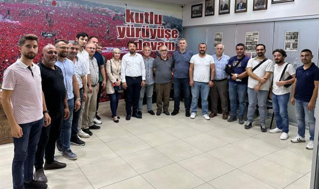 AKP Teşkilatları sil baştan 