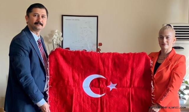 AYNUR AKKOYUN  KIRKAĞAÇ KAYMAKAMI ZAFER OKTAY’I  ZİYARET ETTİ