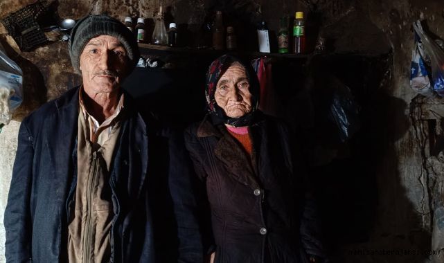 80 Yaşındaki Yaşlı Çift Yardım Eli Bekliyor