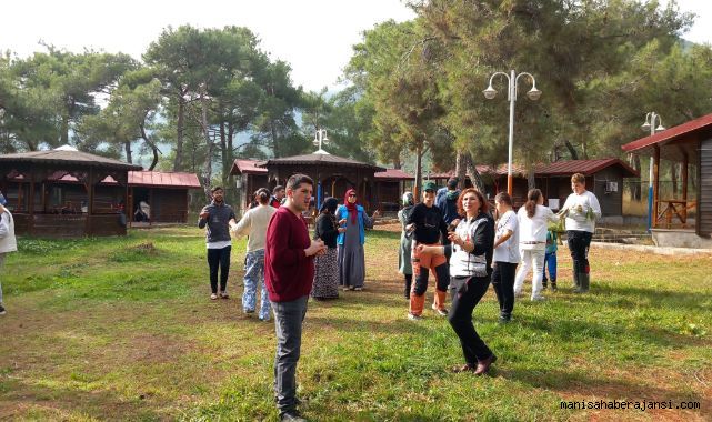 Otistik Bireyler Doğayla iç içe