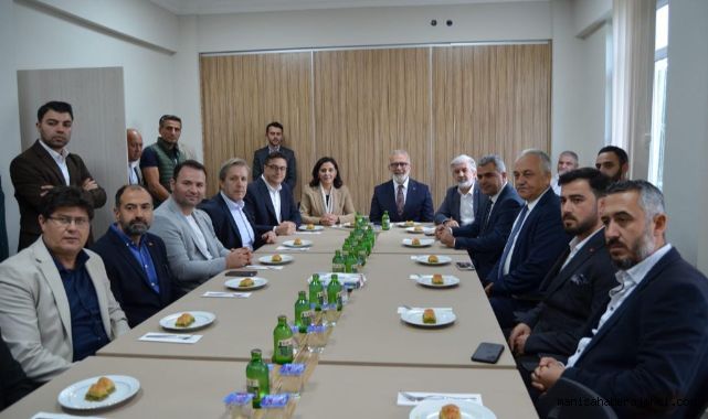 YENİŞEHİRLİOĞLU’NDAN AKHİSAR ÇIKARMASI