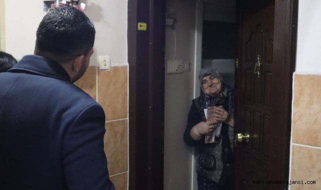 Ahmet Karadağ’dan çat kapı ziyaret
