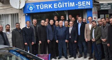 Erkan Akçay Türk Eğitim Sen Manisa Şubesini ziyaret etti