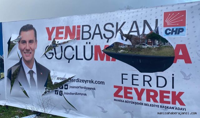 FERDİ ZEYREK'İN AFİŞLERİNE ÇİRKİN SALDIRI