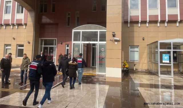 Manisa'da PKK/KCK propagandası yapan 3 kişi gözaltında
