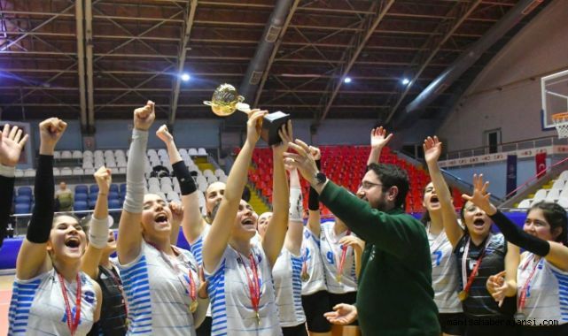 Yunusemre Belediyespor Küçük Kızlar Voleybol İl Şampiyonu