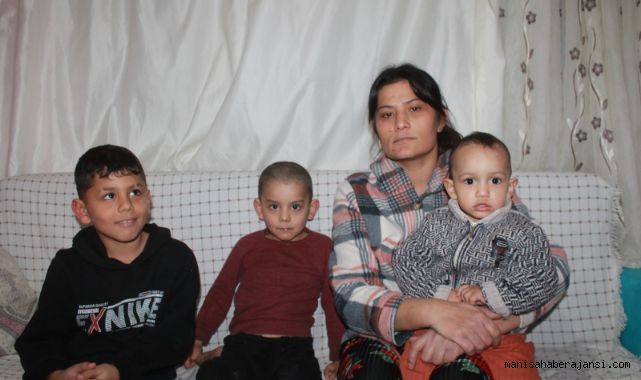 İşitme Engelli Anne, 3 Çocuğuyla Hayatta Kalma Mücadelesi Veriyor