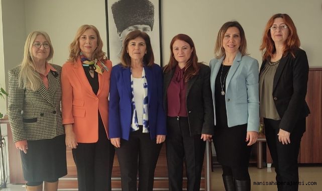 Fatma Ayhan yeniden başkanlığa seçildi