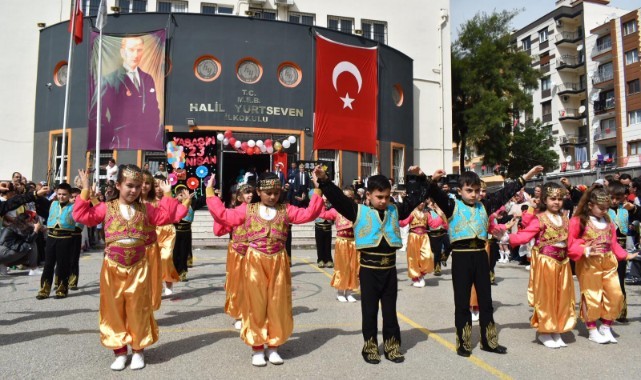 Halil Yurtseven İlkokulu'nda  23 Nisan coşkusu