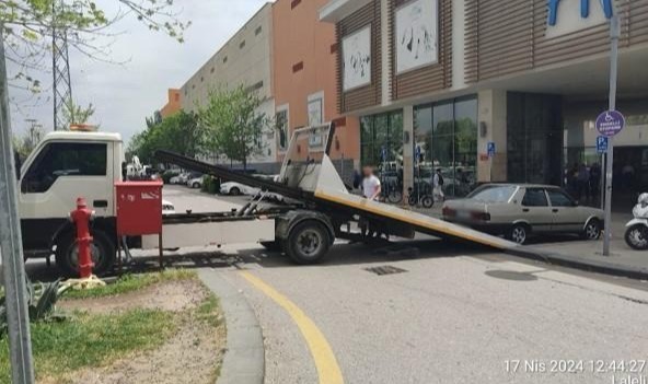 Manisa'da Engelli Park Yeri Denetimi: 5 Araç Çekildi, 34 Araç Cezalandırıldı