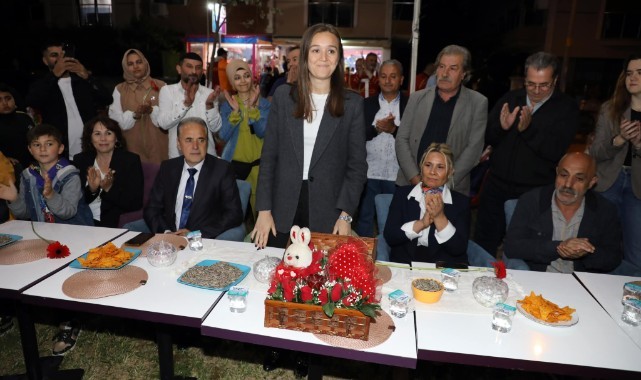 Anneler Günü Coşkusu Kuşlubahçe'de Tavan Yaptı