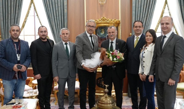 EGEMDER, Yunusemre Belediye Başkanı Semih Balaban'ı Ziyaret Etti