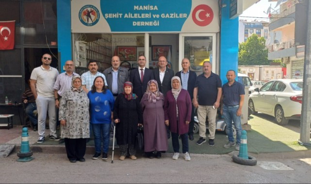 SGK'dan Manisa Şehit Aileleri ve Gaziler Derneği'ne Anlamlı Ziyaret