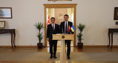 Ukrayna Antalya Konsolosu’ndan Başkan Aras’a Ziyaret