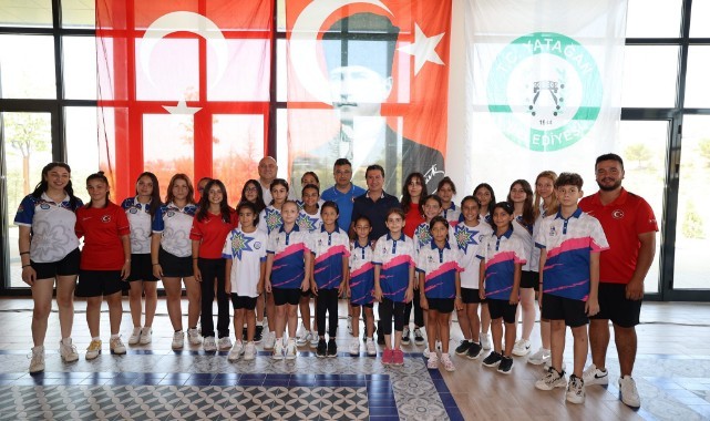 Başkan Aras Şampiyon Okçularla Bir Araya Geldi