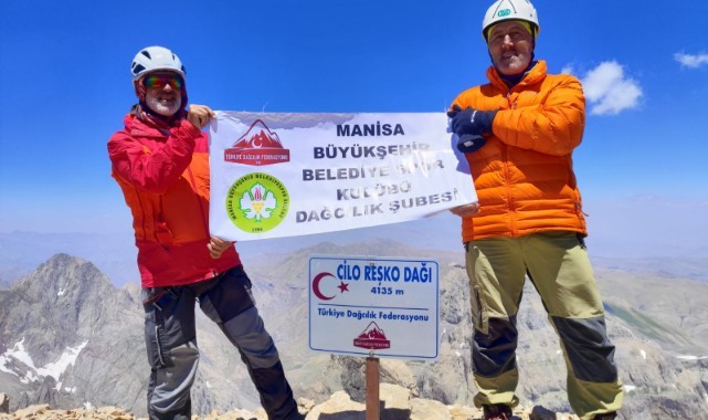 Cilo Reşko Dağı zirve tırmanışı başarı ile tamamlandı
