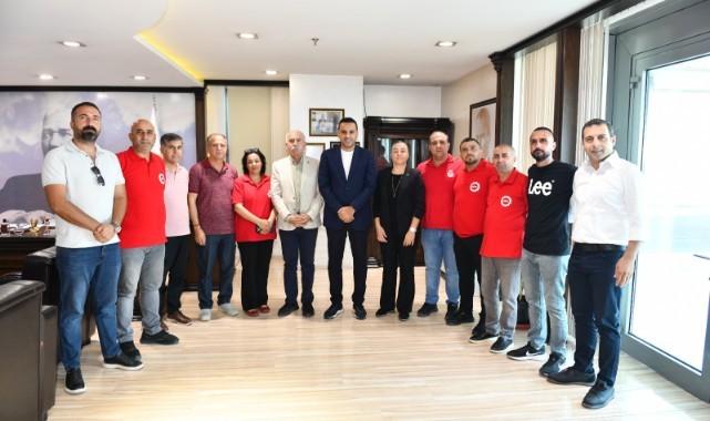 "Ezdirmeyeceğiz Dedik, Ezdirmiyoruz" Çiğli Belediye Başkanı Onur Emrah Yıldız, İşçiye Sözünü Tuttu
