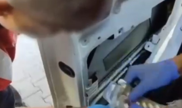 Manisa'da Büyük Uyuşturucu Operasyonu: 3 Kişi Yakalandı, 1 Tutuklandı