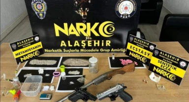 Uyuşturucu Operasyonu Alaşehir'de: 8 Şüpheli Gözaltında, 5 Şahıs Tutuklandı