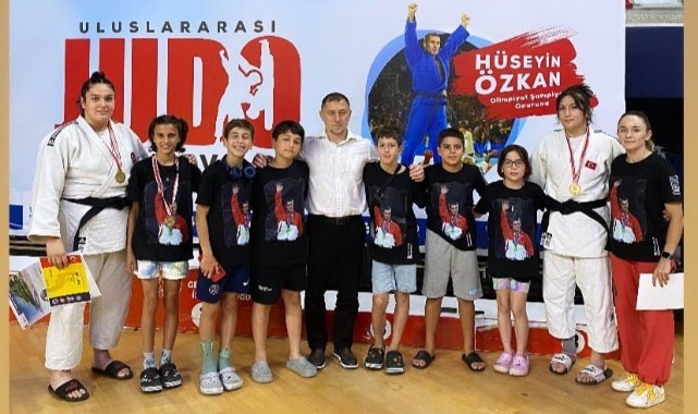 Yunusemreli Judocular Kocaeli'de Büyük Başarı Elde Etti
