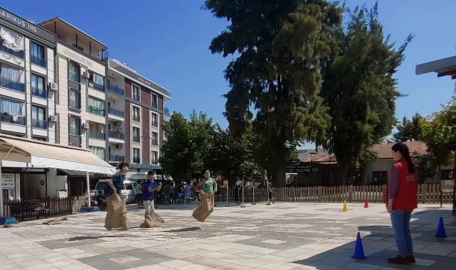 Gençlik Spor Bakanlığı bünyesinde çocuklar eğlenmeye ve öğrenmeye devam ediyor.