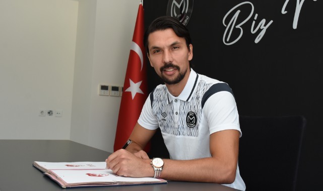 Manisa Futbol Kulübü, Alperen Uysal'ı Kadrosuna Kattı