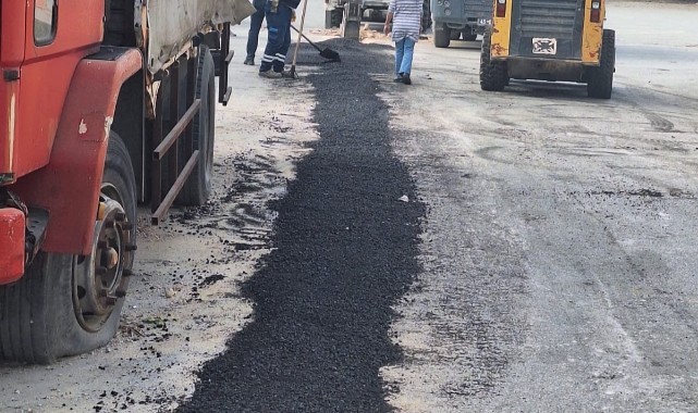 YUNUSEMRE’DEN KSS’DE ASFALT YAMA ÇALIŞMASI