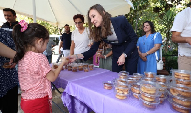 Başkan Durbay'dan Mevlit Kandili'nde Kandil Simidi İkramı