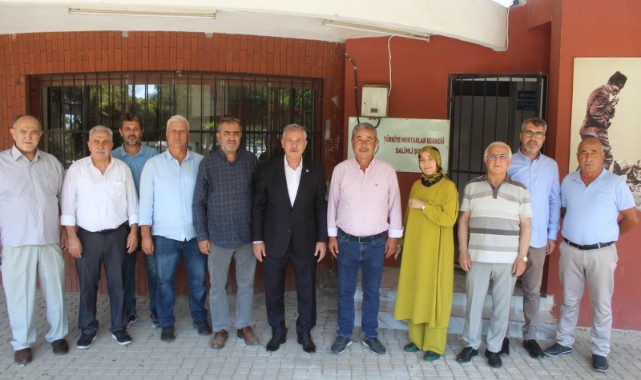 Doç.Dr Özdağ Salihli’de temaslarda bulundu